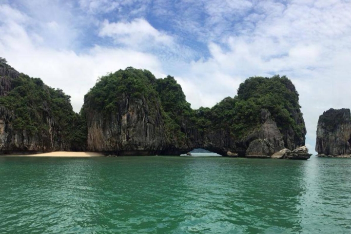 Cat Ba Kayak Adventures